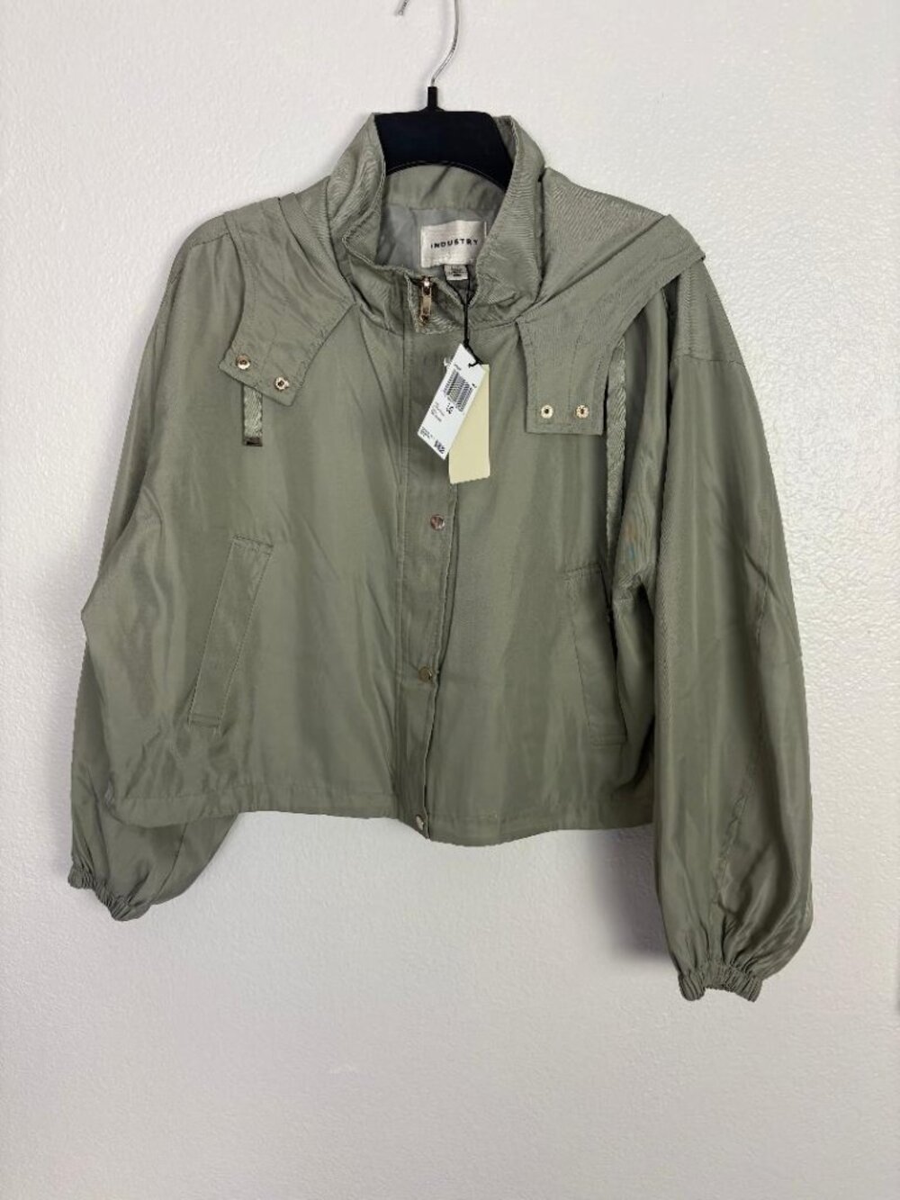 Industry NWT Womens Hooded Jacket Large Puff